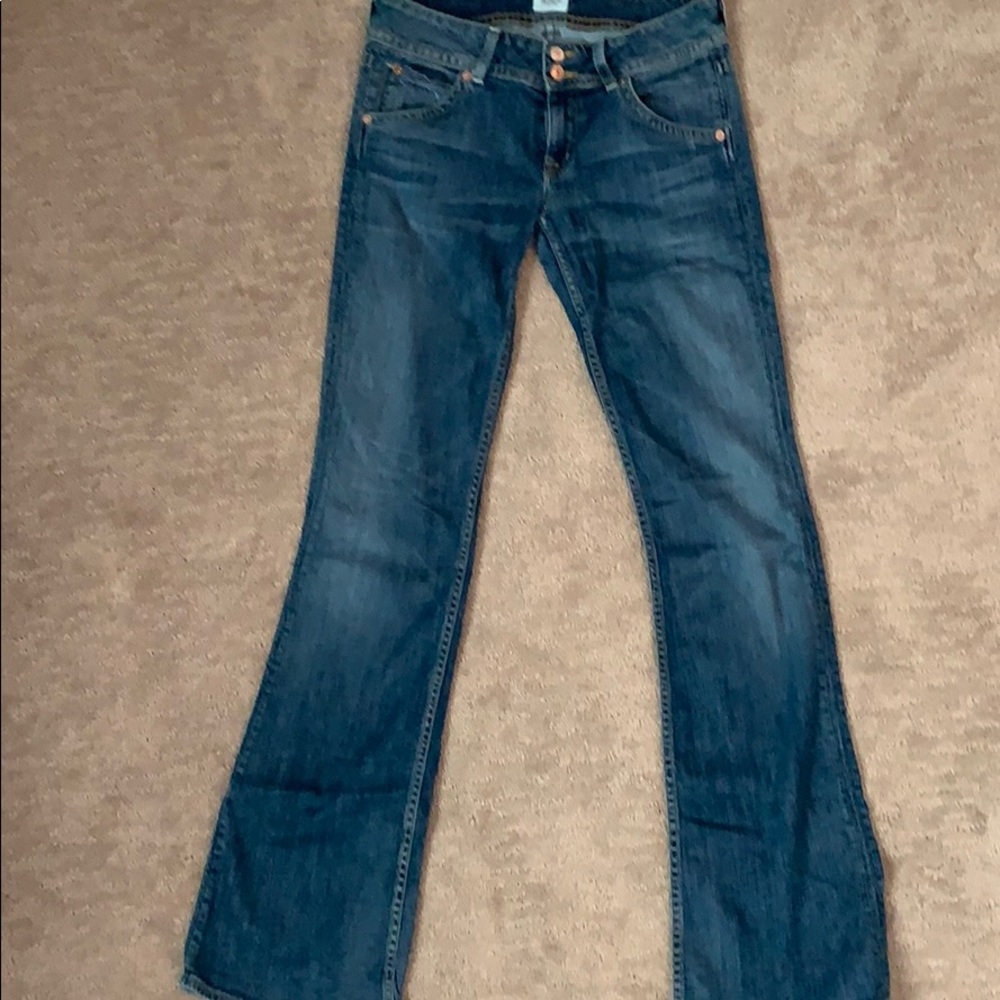 Women’s boot cut Hudson jeans signature, size 27